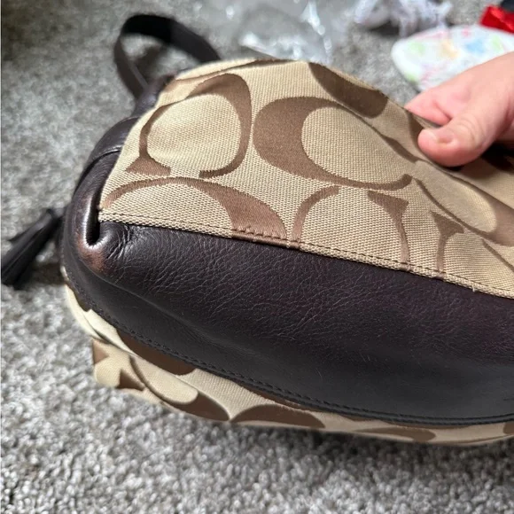 Coach Signature Duffle Bag - Picture 5 of 14